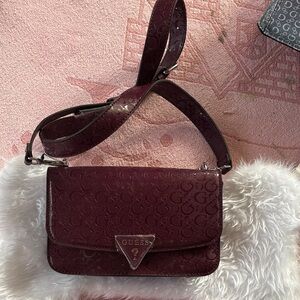 GUESS Burgundy Shoulder Bag